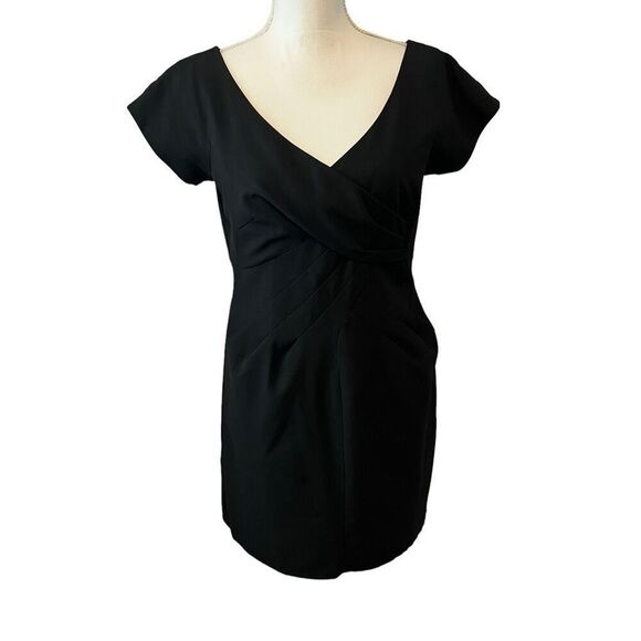 Michael Kors Dresses & Skirts - Michael Kors Black Short Sleeve Cocktail Dress Size 8